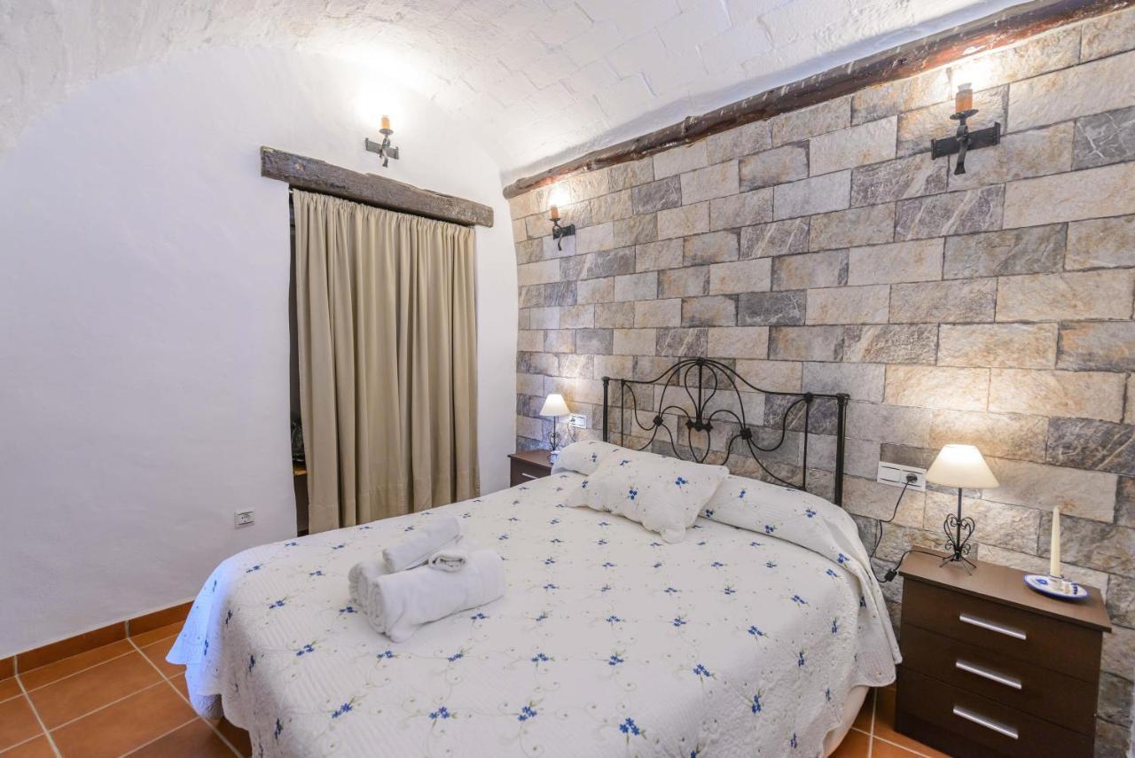 Holiday Home El Pilarillo Piscina Compartida Alcaucín Zewnętrze zdjęcie