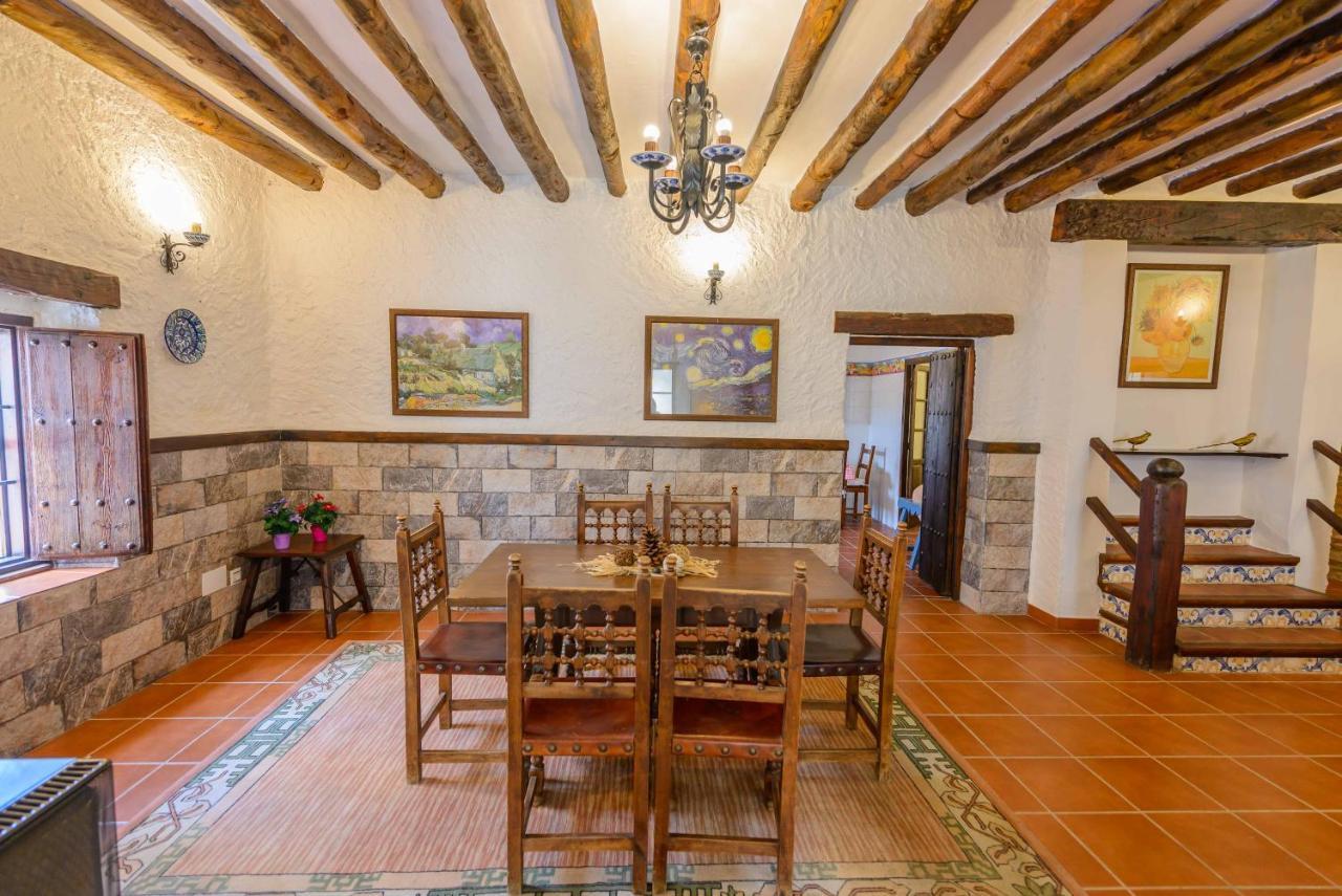 Holiday Home El Pilarillo Piscina Compartida Alcaucín Zewnętrze zdjęcie